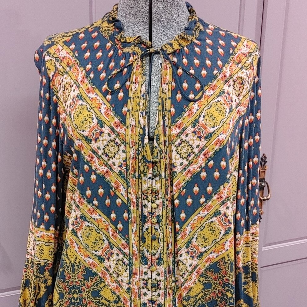 BOHO Top, Free People Brand, Large size, Muli Coloured